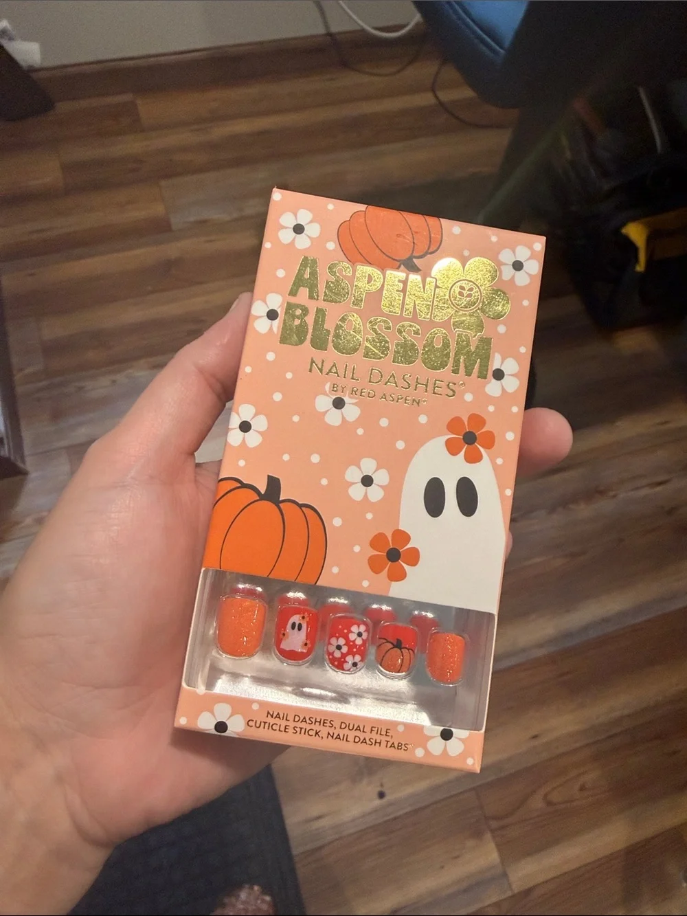 Aspen Blossom Petite Nail Dashes by Red Aspen